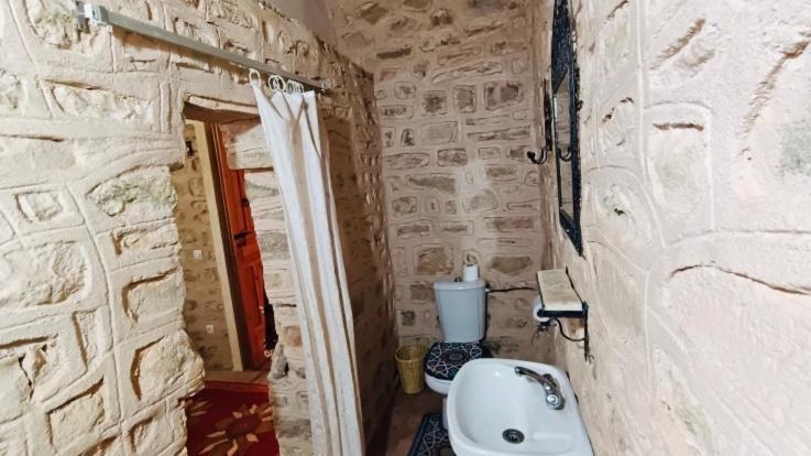 Kasbah Dar Talouste Bed & Breakfast Afela Isli ภายนอก รูปภาพ