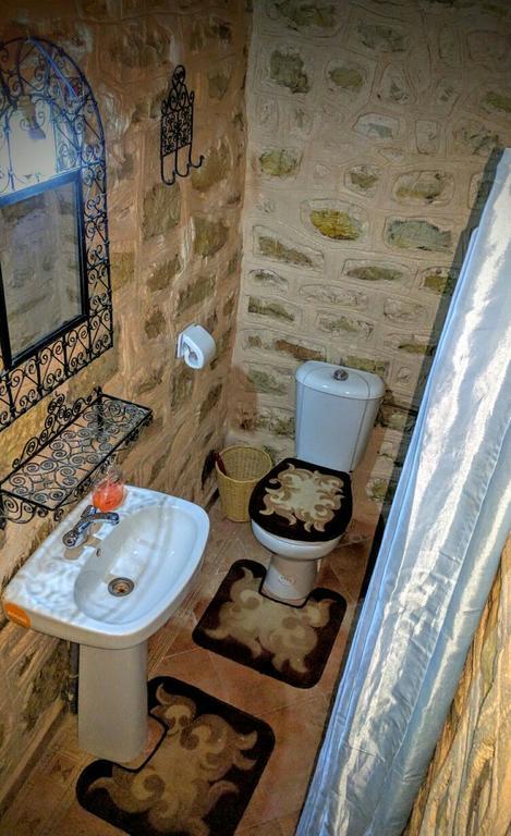 Kasbah Dar Talouste Bed & Breakfast Afela Isli ภายนอก รูปภาพ